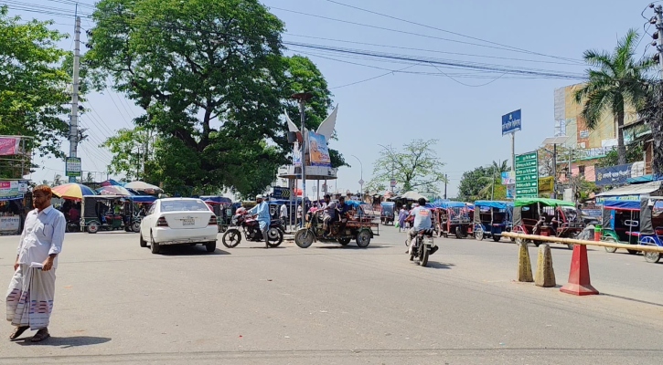 চুয়াডাঙ্গায় মাঝারি তাপপ্রবাহ, ভ্যাপসা গরমে হাঁসফাঁস অবস্থা